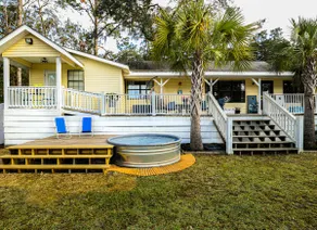 Dockside Dreamhouse: A Nature Lover's Paradise! - Image 3
