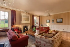 Family friendly, big beautiful 17th Century house - Image 2