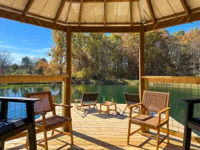 Bourbon Trail Log Cabin* Hot Tub* Pond & Speakeasy - Image 5