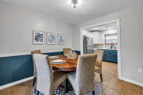 Kimber’s Cottage-Minutes to Campus-Covered Parking - Image 3