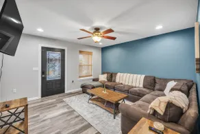 Kimber’s Cottage-Minutes to Campus-Covered Parking - Image 2