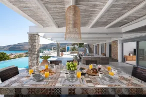 Modern Luxury Villa - Image 4