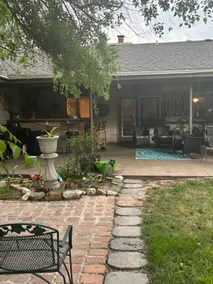 Spacious “El Cortez” home in town on two acres - Image 3