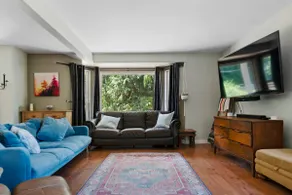 Spacious 4BR home – Dogs Welcome - Image 2