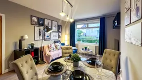 Separate entrance glamorous house near Glasgow - Image 5