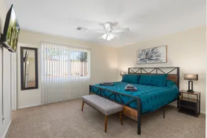 3bd/2ba House w/ Garage ~Charming Serenity in Mesa - Image 2