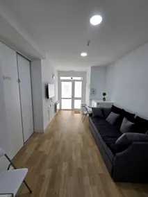 Very functional apartment in the South of Madrid - Image 2