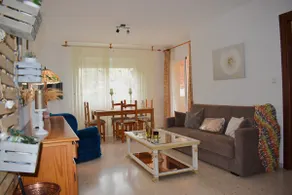Apt. 2 bedrooms, 2 terraces, pool (Jul/Aug) wifi. - Image 2
