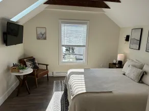 The Innwoods - Studio Apartment 2 - Image 2