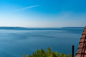 Serene Puget Sound Escape-Private Suite + Rooftop - Image 5
