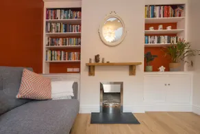 Colourful, homely 2 bed terrace - Image 2