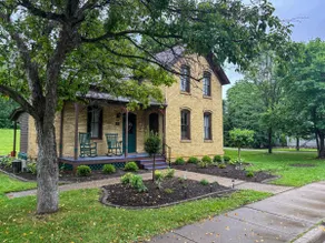 Stuga House: A Historic Cottage on Outdoor Trails - Image 2