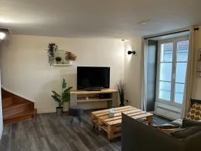 Luxurious 2-bedroom apartment in Brie-Comte-Robert - Image 3