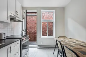The Prestige Stay | Chic & Bright 3BR in NDG - Image 4
