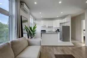 Modern MTL Getaway– A Sleek NDG Escape - Image 4