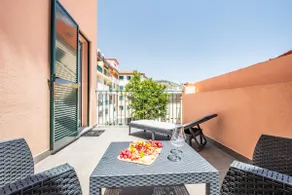 Carmo Heritage Apartment I - Image 5