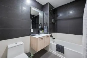 Amazing 1bed 1 bath with views | Free Parking - Image 3