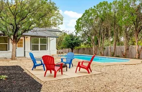 Private Pool+Spacious Renovated 4BR4BA+Central SA - Image 2