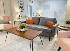 Designer 4BR | Fire Pit, Fenced Yard, Pet friendly - Image 2