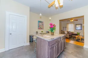 Fresh & Modernized 2BR Fl 1 Apt @ Downtown Albany - Image 5