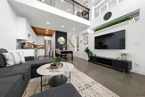 Rooftop Space Needle Views | Walkable with Parking - Image 4