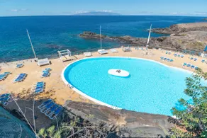 32 Dream Azul by Olax Rentals - Image 3