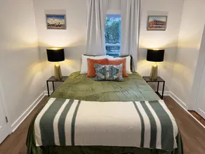 2BR Near Downtown, Bay, & Beach | Dreamer - Image 3