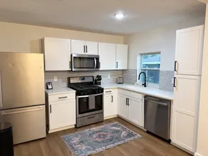 2BR Near Downtown, Bay, & Beach | Dreamer - Image 4