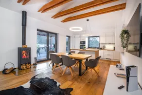 Modern Nature Retreat w Pool, PS5 & Hot Tube - Image 4