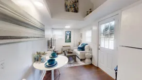 Boutique Apartment - downtown EG - Image 5