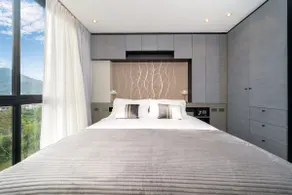 New Luxury Apartment 5 minutes from the beach - Image 4