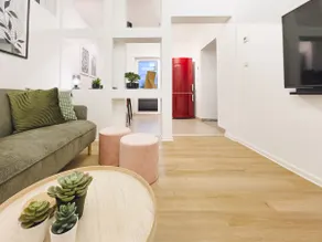 Modern old town apartment including parking space and sun terrace - Image 3