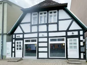 Modern old town apartment including parking space and sun terrace - Image 2