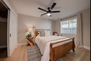 Folsom Old Town Escape • Cozy Cottage + Library - Image 4