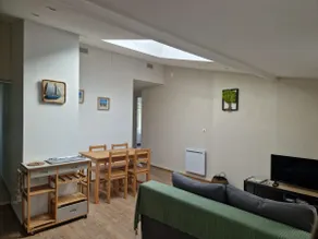 House between land & sea - Image 2