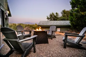 Yosemite Retreat with Theater, Hot Tub, Game Room - Image 4