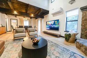 Yosemite Retreat with Theater, Hot Tub, Game Room - Image 5