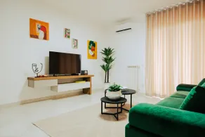 4 km from Airport, Private parking • Elowen - Image 2
