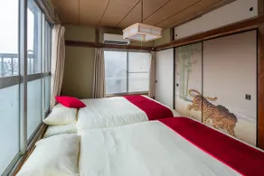 Direct access to Narita Airport/97 ㎡/13 people/11-minute walk to the station/Japanese style/history/quiet - Image 4