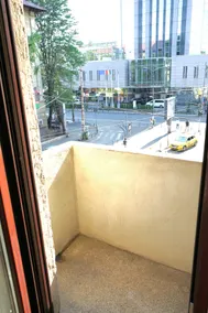 Spacious 4BR, 3BT with 3 balconies - Image 3