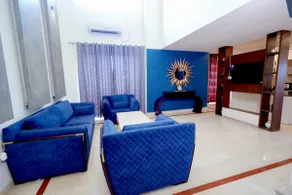 3BHK Ultra Spacious Duplex, Luxurious - Image 2