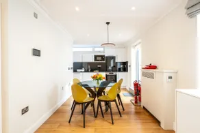 Hidden 2 Bedroom Kensington Retreat | 110m² - Image 3