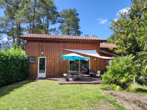 Small wooden house - Image 3