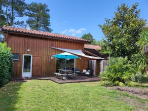 Small wooden house - Image 5