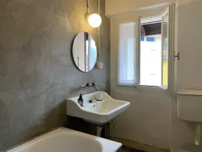 house at the waterfall, 2nd floor - Image 5
