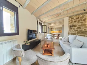 Country house with a hot tub - Image 3