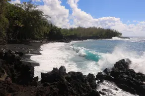 Oceanview Kehena Black Sand Beach House - spa/pool - Image 4