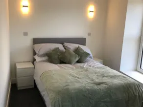 Entire 3-bed apartment Mumbles, Swansea (sleeps 6) - Image 3