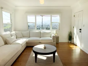Beautiful Oasis hillside home with Epic views! - Image 3