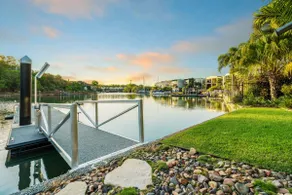 Bayview Paradise with Private Pool-Marina Deck - Image 3